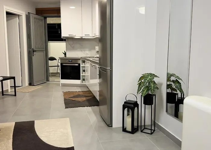 Eleni's Deluxe Apartamento *