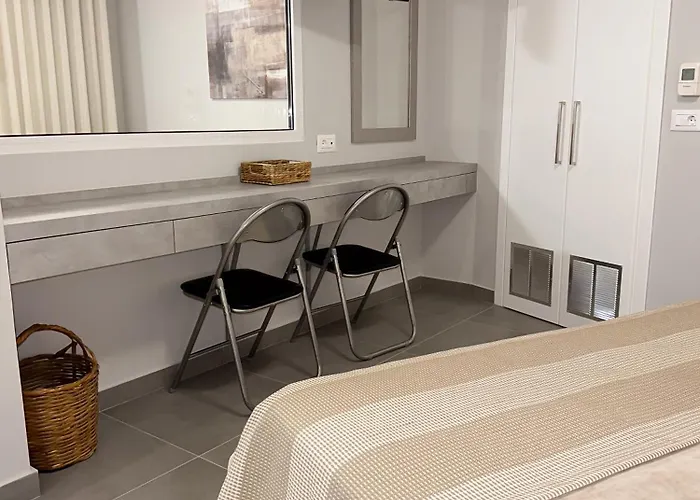 Eleni's Deluxe Apartamento